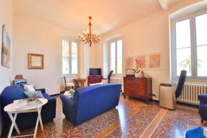 IL FARO by KlabHouse