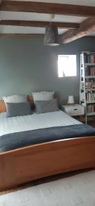 Chambre double dans la maison de Pauline et Stéphane