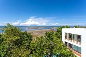 dhozt Marlinda Beach House. Cartagena Colombia - Las Canoas