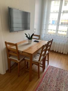 2 Zimmer Appartement mit eigenem Bad und Küche