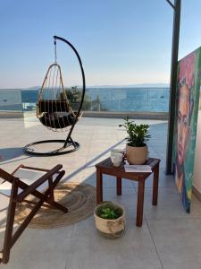 Wide Blue Luxury Boutique Suites