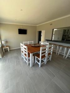 Dutchie - 4 Vygie Avenue