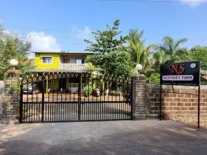 NS Brothers Farm & Resort - Indāpur