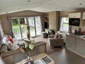 The Hideaway - Newton on the Moor