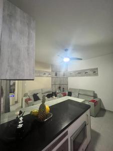 Apartamento Condomínio Wembley Tênis de frente à praia