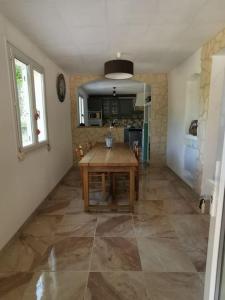 Rez de villa pour 4 personnes