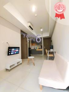 EXTRA WIDE 1BR Apartment Taman Anggrek Residence at Central City near 4 Mall with 5 Star Facility