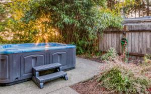 Agate Beach Oceanfront Lodge