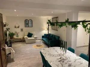 Appartement Rez de chaussé maison - 莫雷兹