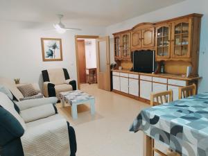 Canet de Berenguer playa, cerca de Valencia , WIFI, SmartTV 40"