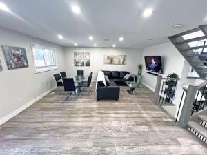 Luxe Home Near Limeridge - Sleeps 11 - Pool