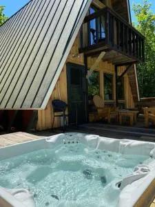 Mount Snow A Frame with Jacuzzi - Dover