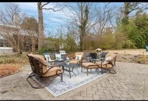 EmerywoodGetaway HPU - Oakview