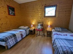Maisons de vacances Chalet renove proche du Valtin – Ideal pour famille, randonnees et ski, Wifi, luges fournies - FR-1-589-150 : photos des chambres