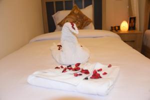 Double Room with Mountain View room in Locanda Pyramids Hotel