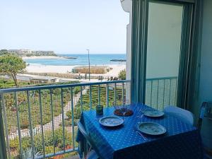 Studio cabine climatisé face plage avec parking à Sète - FR-1-338-539