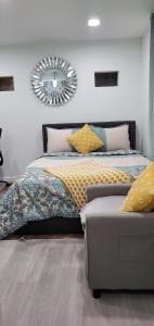 Eleg Stu Apt with Lux amnts steps frm Nautical Mile