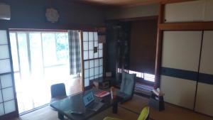 Guesthouse Oomiya base 大宮基地別荘