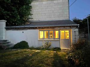 Maisons de vacances Chez Juliette - Maison et jardin - bord de Loire a Saumur : photos des chambres