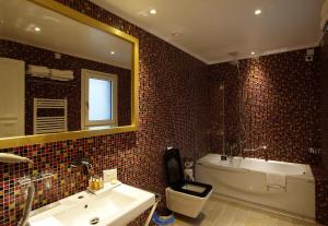Two-Bedroom Villa with Private Pool Sea View