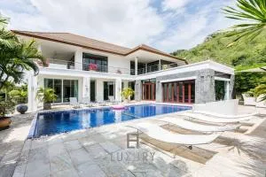 Unique Pool Villa with 5 Bedrooms and Sea View PM-C1 - Dhaptai