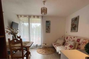 Chaleureux Studio Montagnard avec balcon 2303