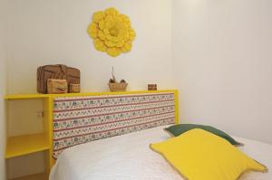 Stay Local! Maria typical Home, near Flea Market