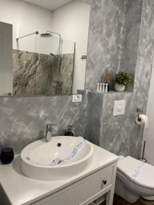 ACRIMA Studios 109 Mamaia Nord