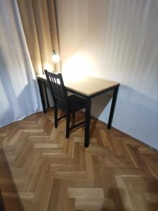 Cozy spacious apartment with balcony