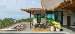 Villa on the Rock - Luxury, Privacy, Pool, Sea View in Koh Phangan