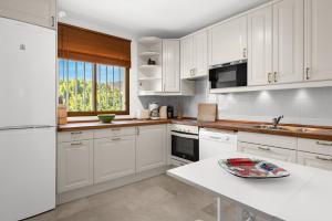 Lovely penthouse by Costarentals - Ref M15