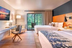 The Incline Lodge