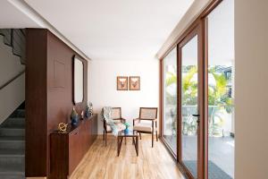 Sapphire Sands by StayVista with Pvt Pool, 4 Jacuzzi at Siolim, Goa