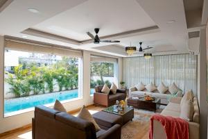 Sapphire Sands by StayVista with Pvt Pool, 4 Jacuzzi at Siolim, Goa