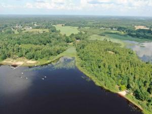 Agundaborg boathouse close by lake