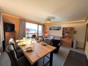 Appartement familial 4 pièces, ski-inski-out, 8 pers, Méribel - FR-1-180-596