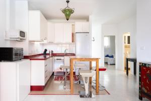 Seafront apartment just 200m from Las Vistas Beach