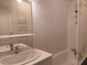 Studio 2* avec WiFi et Animaux admis pour 2 à Brides-les-Bains - FR-1-512-118