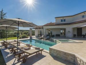Activity villa Melli with pool in Vizinada