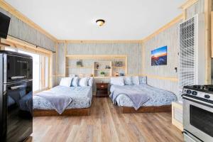 12Private Room with Kitchen Dog Friendly Leadville