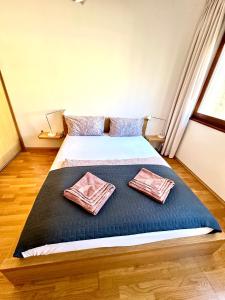 Central apartment with balcony