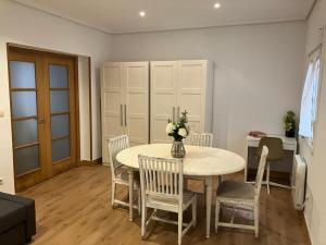 Loyola Family&Friends