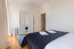 2BDR Charm in Beléms Heart by LovelyStay