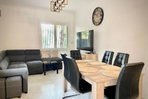 Modern 3 rooms on the ground floor