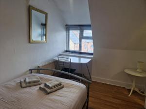 Cosy 3 Bed House in Sheffield - Fast WiFi!