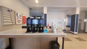 Holiday Inn Express Hotel & Suites-Edmonton South by IHG