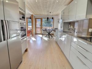 Charmant 3 Pièces à Méribel avec Balcon - FR-1-182-243