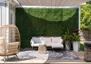 Crystal Coast Charmer - هافلوك