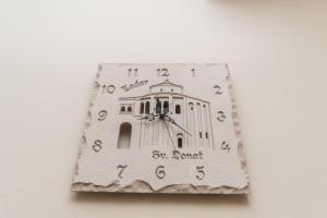 Villa Nicolle only 50meters from the beach - by TA Leut Agency