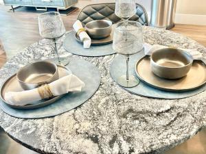 Designer Hollywood Penthouse with Private Balcony on Sunset